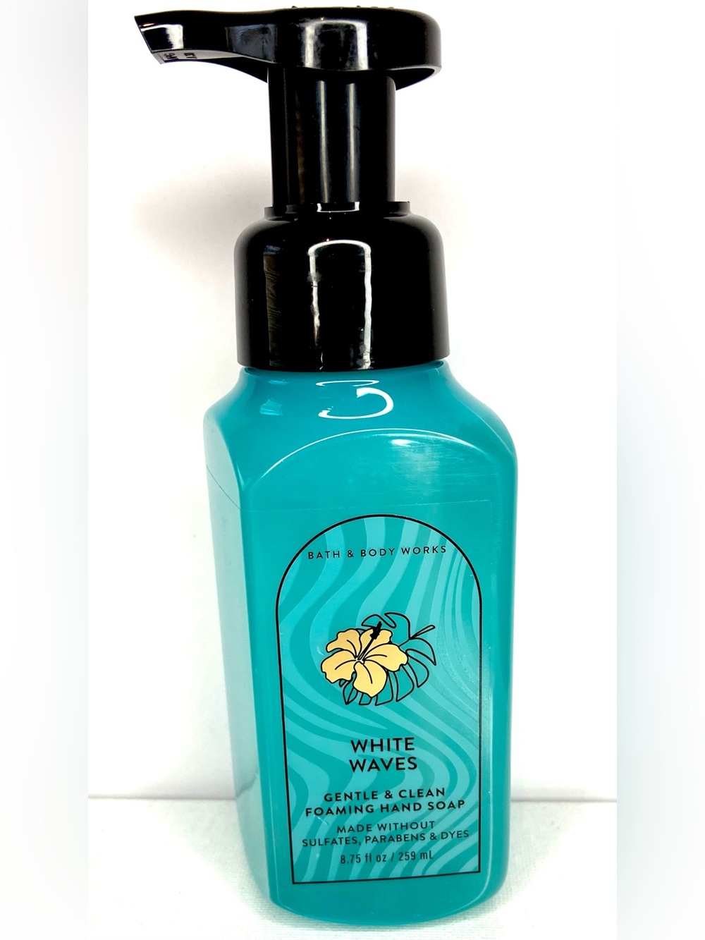 Bath & Body Works Teal White Waves Foaming Hand Soap with Black Pump